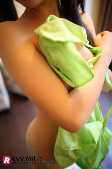 乐鱼体育APP-艾玛艳照引千万点击 好莱坞艳照门何时停止?(图2) 乐鱼体育 vip 注册